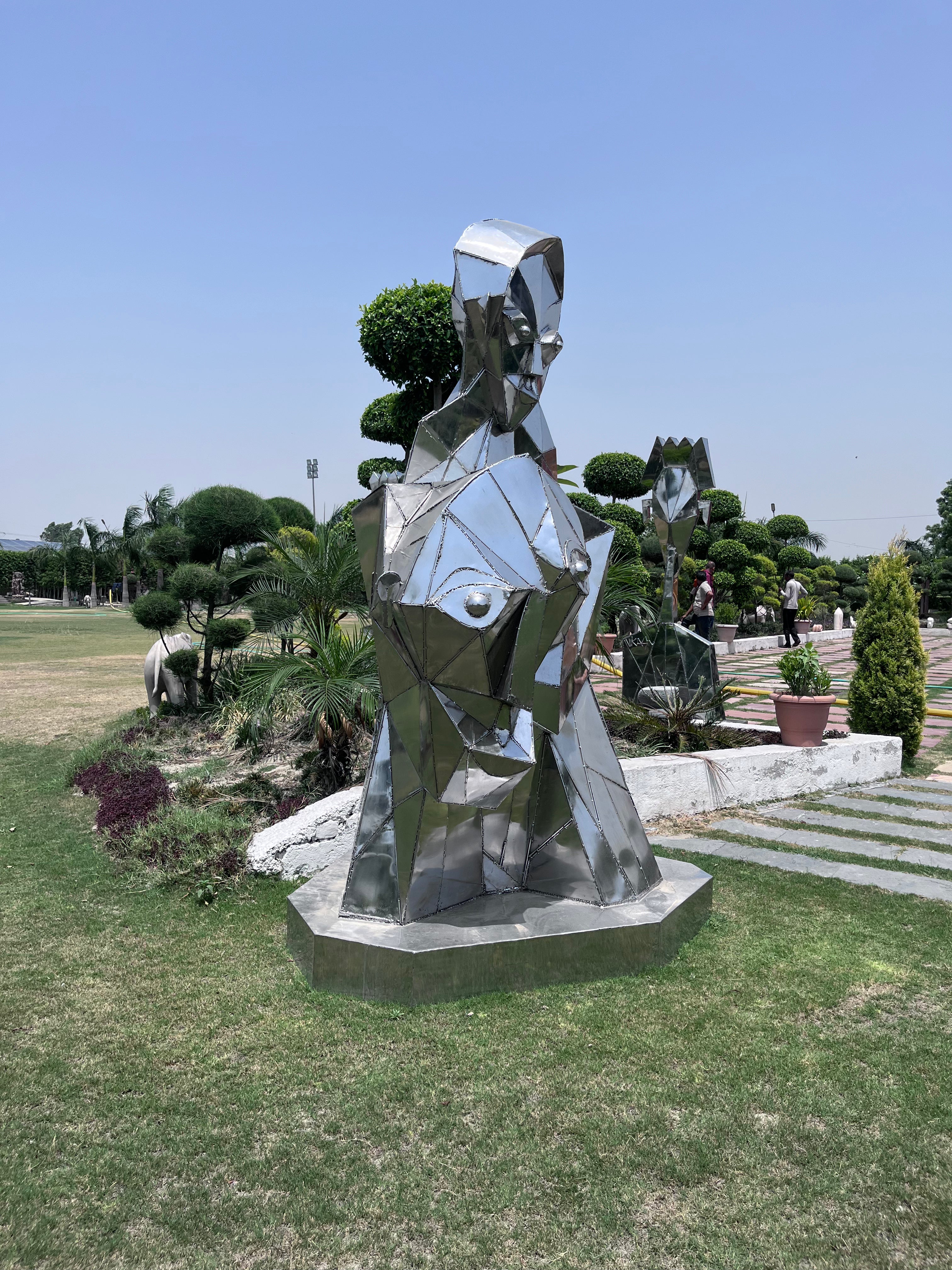 Leader Steel Sculpture by Vikash Kalra | Contemporary Stainless Steel Art