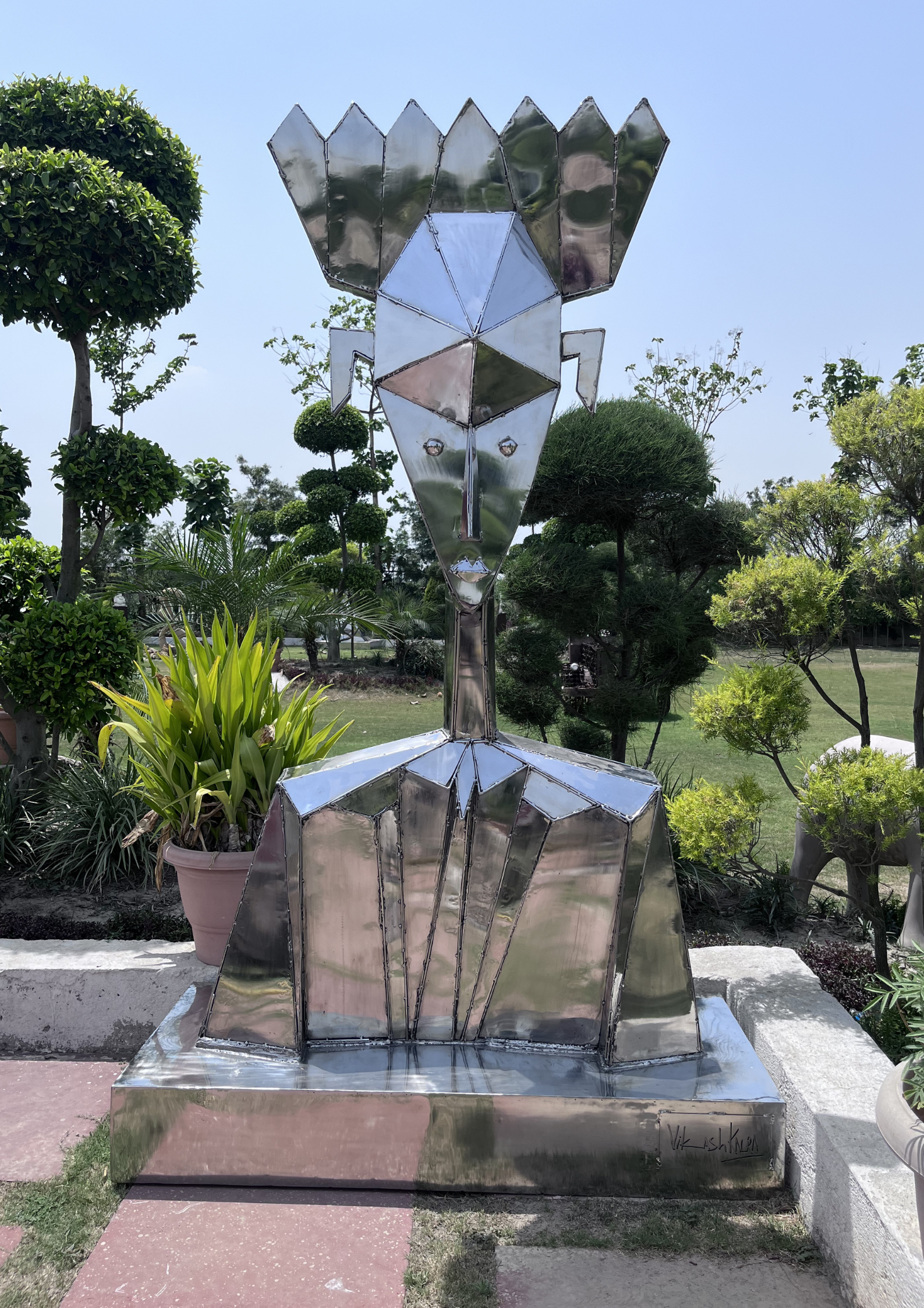King Steel Sculpture by Artist Vikash Kalra