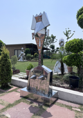 Queen – Stainless Steel Sculpture by Vikash Kalra